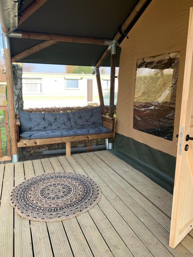 Glamour Glamping At Little Beach Jabbeke  Dış mekan fotoğraf